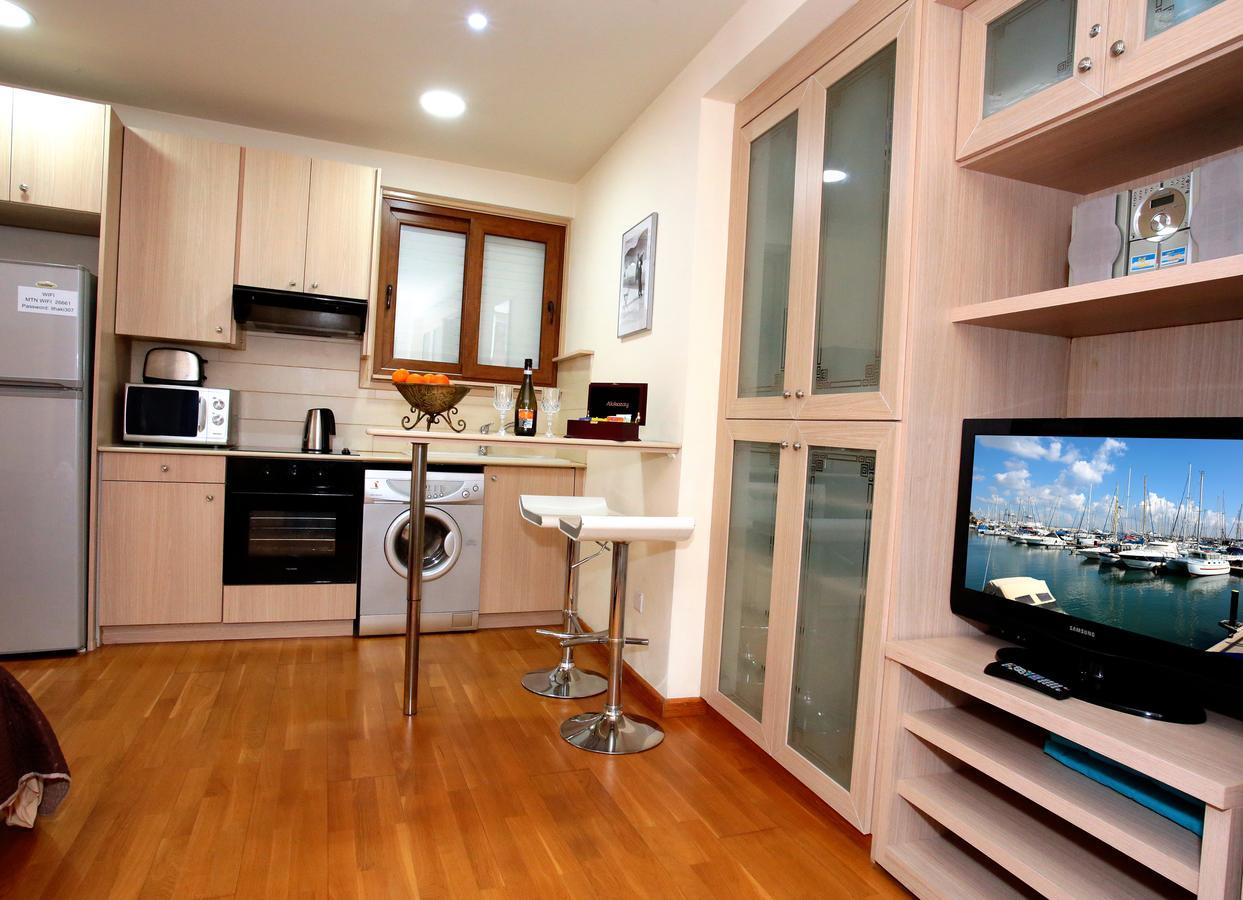 Ithaki Phinikoudes Apartment 307 ลาร์นาคา ภายนอก รูปภาพ